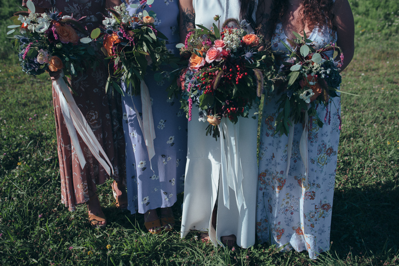 Deer Mountain Inn wedding / documentary wedding photographer Hudson Valley