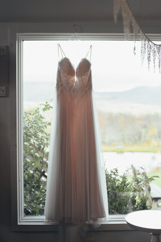 Hudson Valley Documentary wedding photographer - Catskill Mountain House Wedding-26