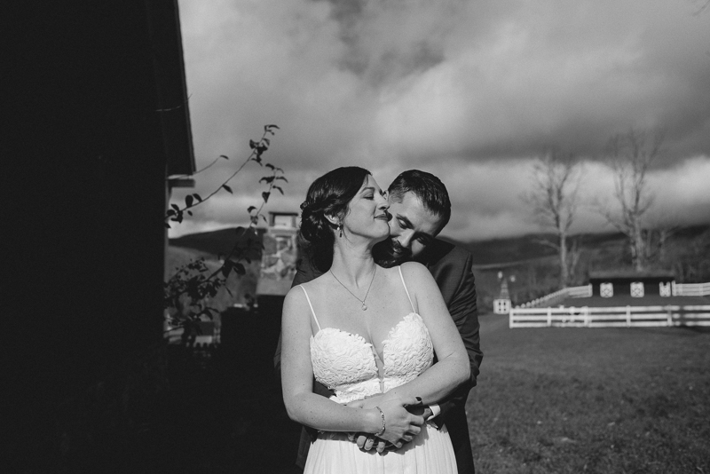 Hudson Valley Documentary wedding photographer - Catskill Mountain House Wedding-13